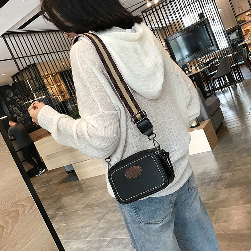 Vintage Printing Wide Strap Crossbody Bags Women Designer Luxury Pu Leather Lady Shoulder Messenger Bag Small Flap Square Female KilyClothing