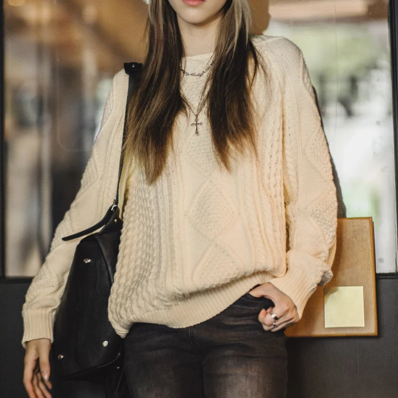 Beige Twisted Sweater for Women Thickened Knit Top Loose-fit Outerwear Pullover Crew Neck Warm Sweaters