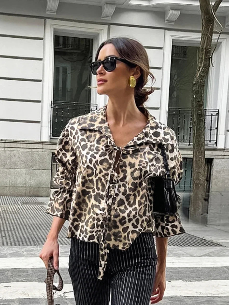 Retro Leopard Print Shirt British Style Office Lady Lapel Casual Lace Up Shirt Autumn Fashion New Women Long Sleeved