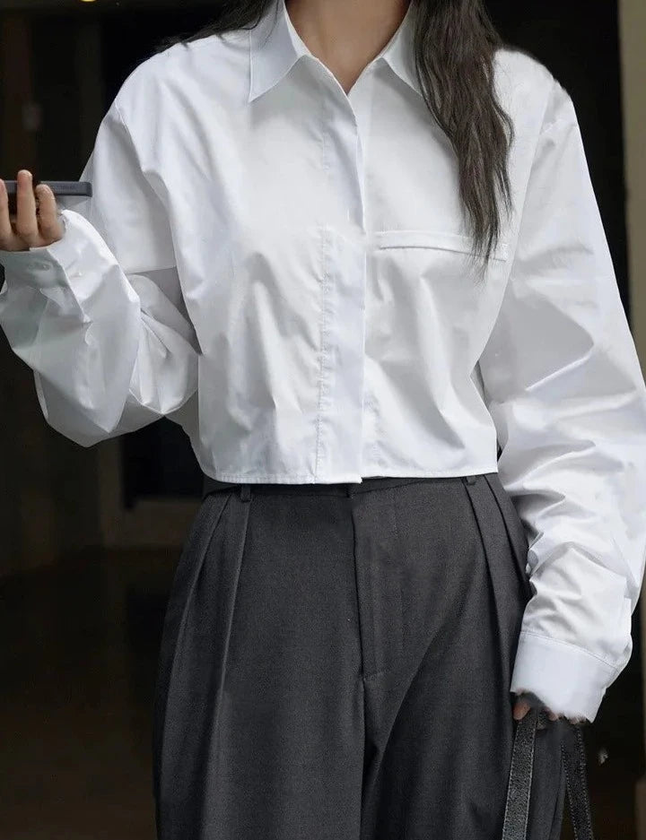 Camisa de cintura abierta de silueta simple para mujer de algodón,  Top corto suelto blanco/azul