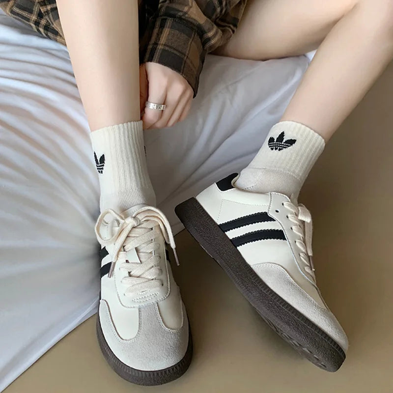 Sneakers Round Toe Flats Mixed Colors Sewing Ladies Fashion Lace-up Shoes Spring Autumn Grey White