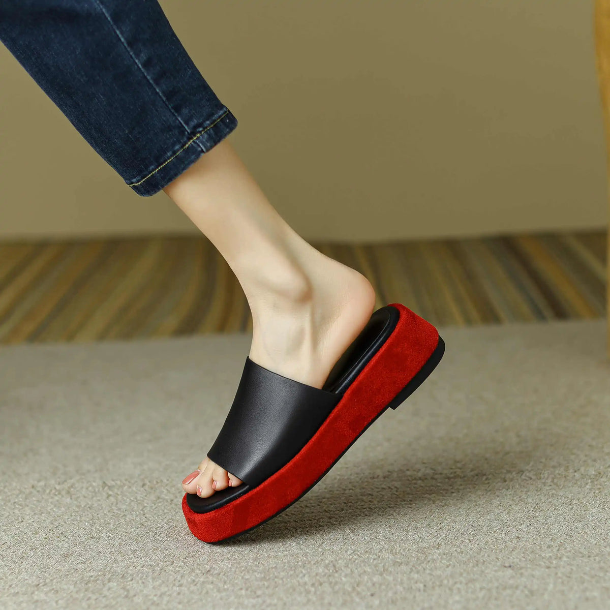 Summer Slides Full Grain Leather Thick Bottom Platform Young Lady High Quality KilyClothing